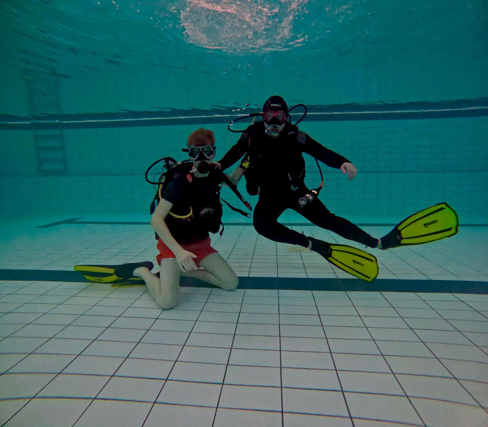 Try Scuba (indoor of outdoor)